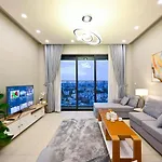 Estella Heights Saigon City View 2Br Apartment & Pool, Ho Chi Minh City